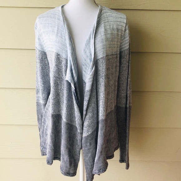 Lou & Grey • Blue & Gray Ombré Cardigan • Super Pretty Colorblock Pattern! - Picture 1 of 6